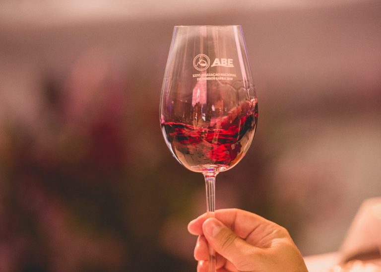 Gramado é um dos destinos mais recomendados para tomar vinho nas férias