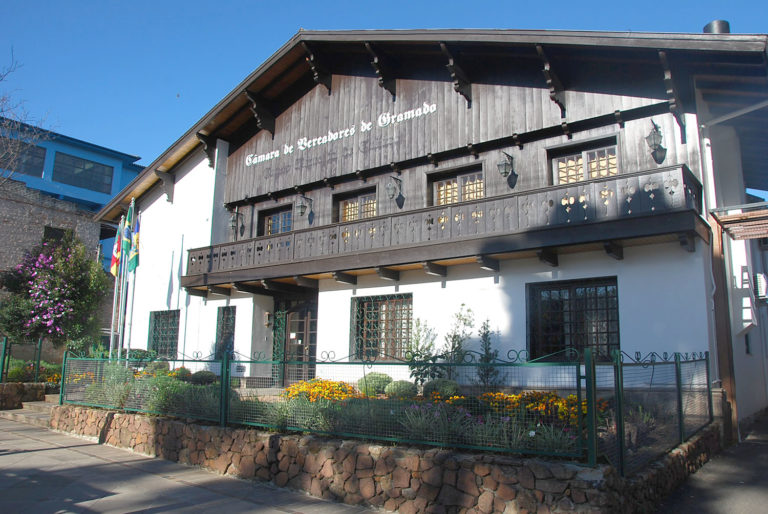 Gramado vota hoje projeto que prevê 13% de aumento para os servidores municipais