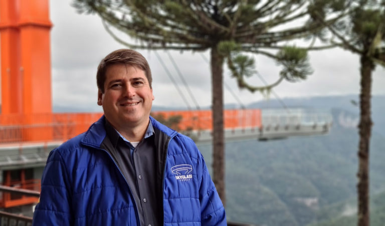 Alex Bonareti assume a direção do Skyglass Canela