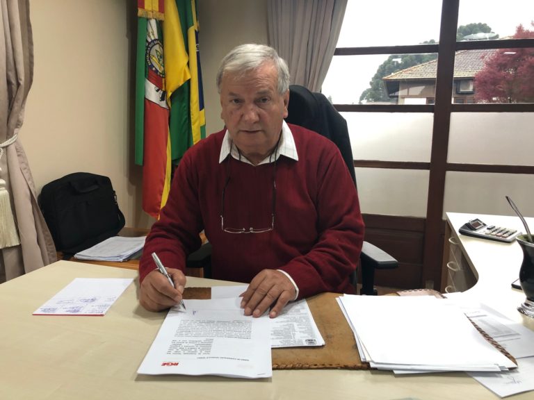 Canela e RGE firmam termo de cooperação técnica para programa Arborização + Segura