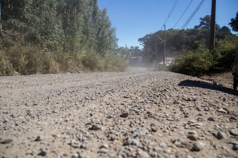Autorização de início de processo licitatório da rua Adalberto Wortmann é assinada