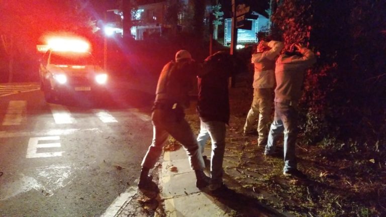 BM fecha bar na Várzea e faz abordagens no Lago Negro
