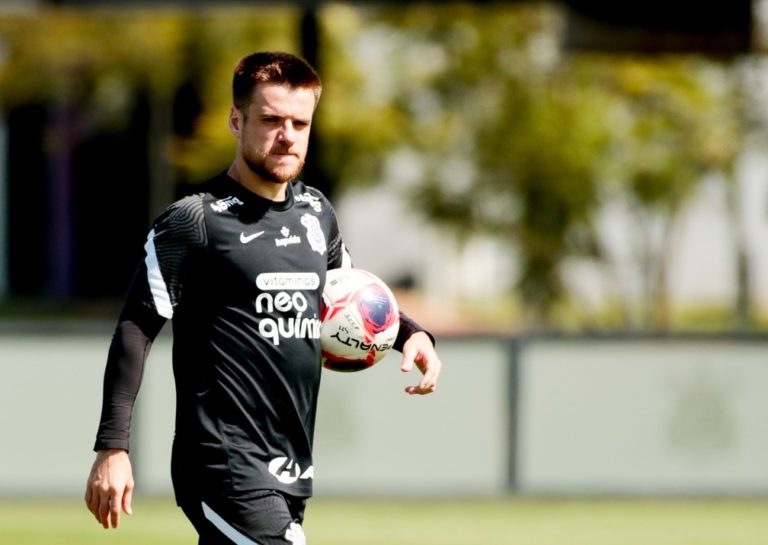 Gramadense Ramiro será emprestado pelo Corinthians