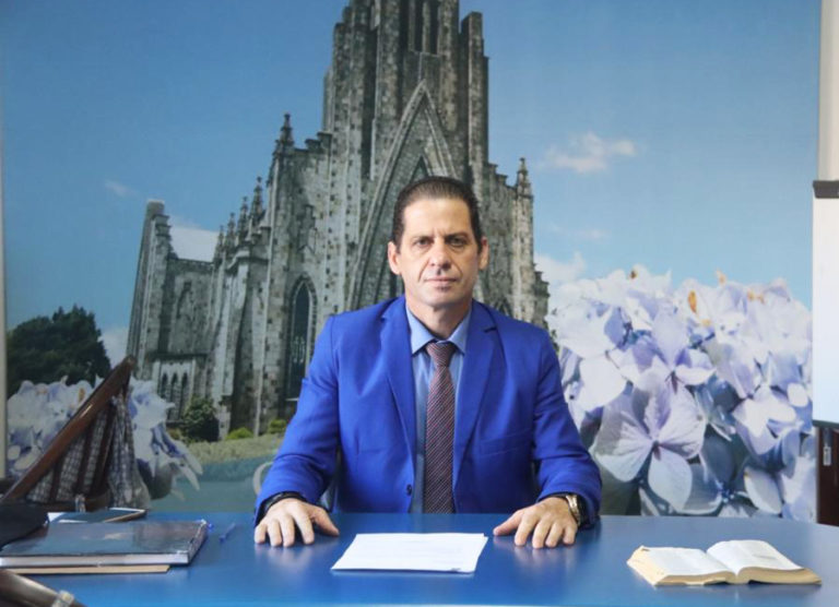 Justiça concede liberdade para Alberi Dias