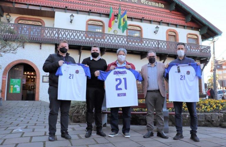 SER Gramado apresenta novo fardamento
