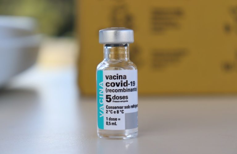 Gramado recebe novas doses da vacina contra a Covid-19 e amplia a faixa etária para 31 anos ou mais