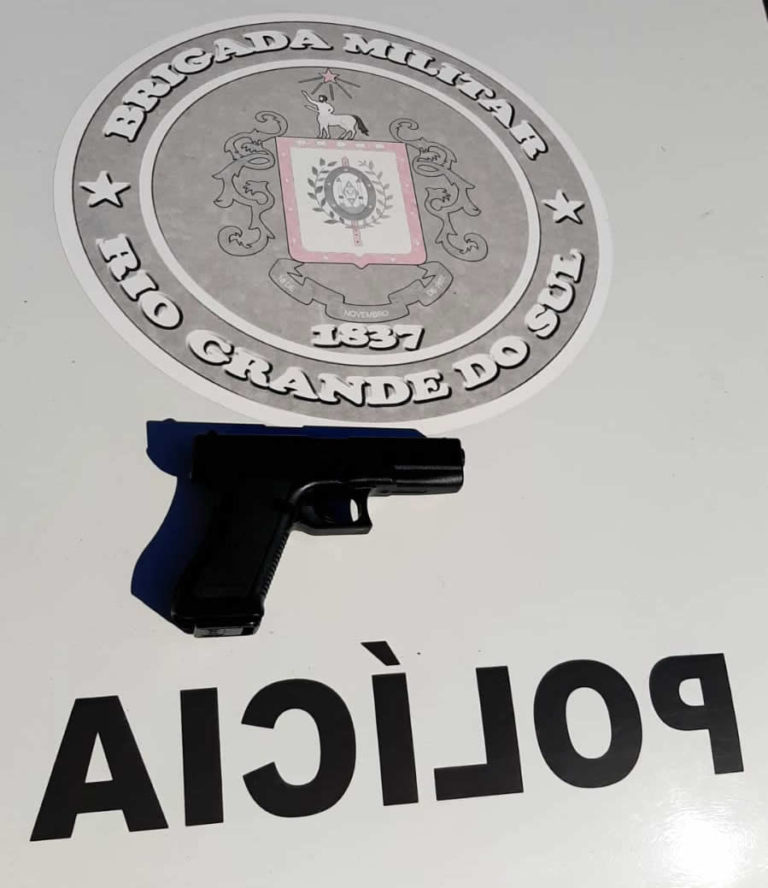 Detido após tentar roubar farmácia com réplica de pistola