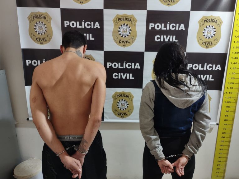 Casal é preso por roubo a motorista de aplicativo