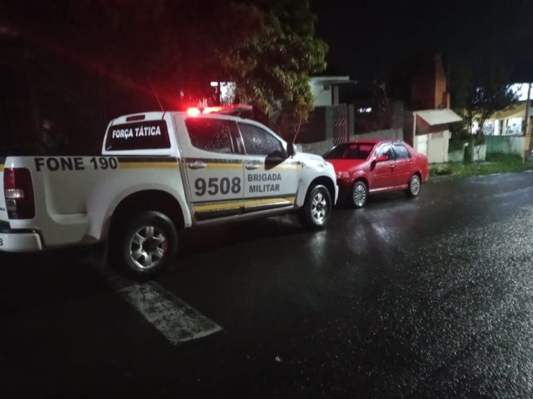 Após denúncias, trio é preso por entrega de drogas