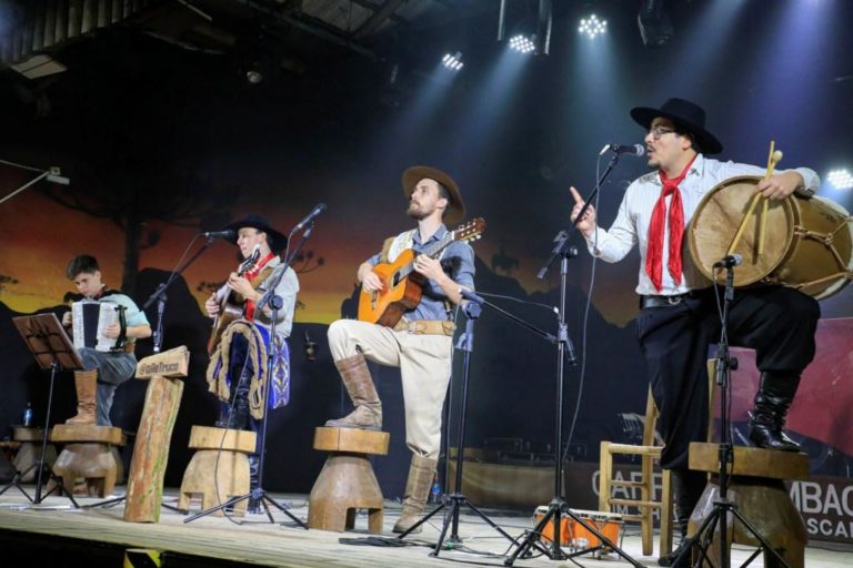 Semana Farroupilha de Canela reúne chasque, danças, declamações e shows virtuais