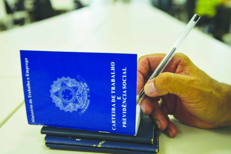 Número de vagas ofertadas de janeiro a maio de 2022 cresce 96,3%