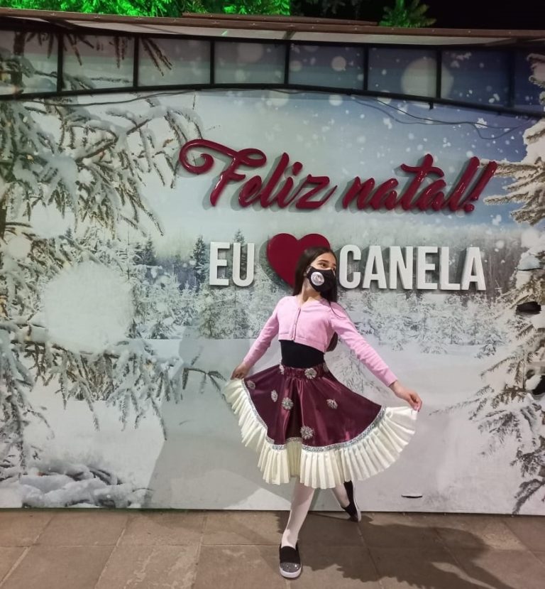 Bailarina de 10 anos busca lugar no Teatro Bolshoi