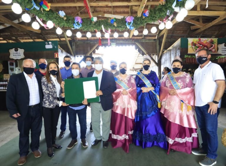 Apresentado projeto de lei que torna Festa da Colônia de Gramado patrimônio histórico e cultural do RS