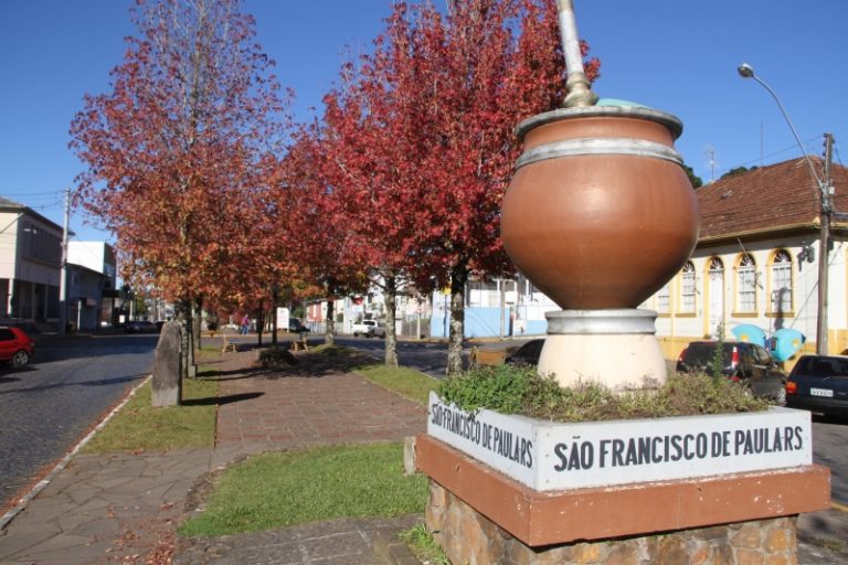 São Chico tem melhor desempenho em contas públicas no país. Gramado é a pior da região