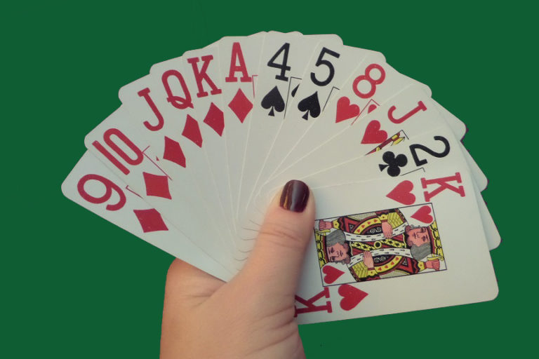 Nove jogos abrem o Municipal de Canastra de Canela nesta terça-feira