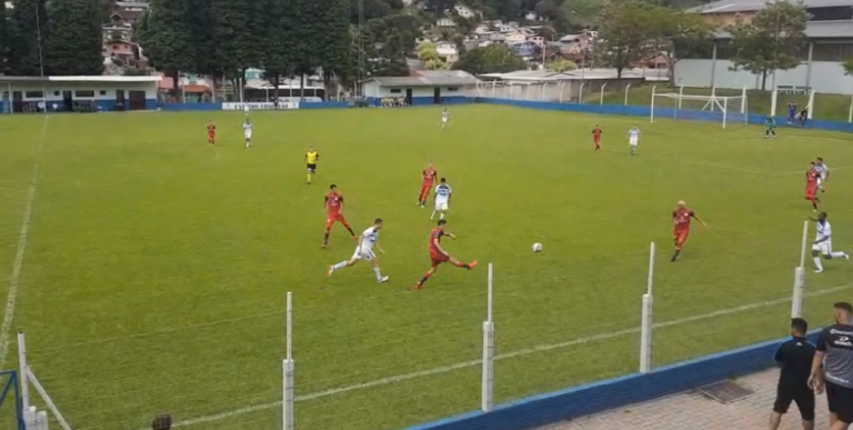Gramadense empata e fica a uma vitória do G-4