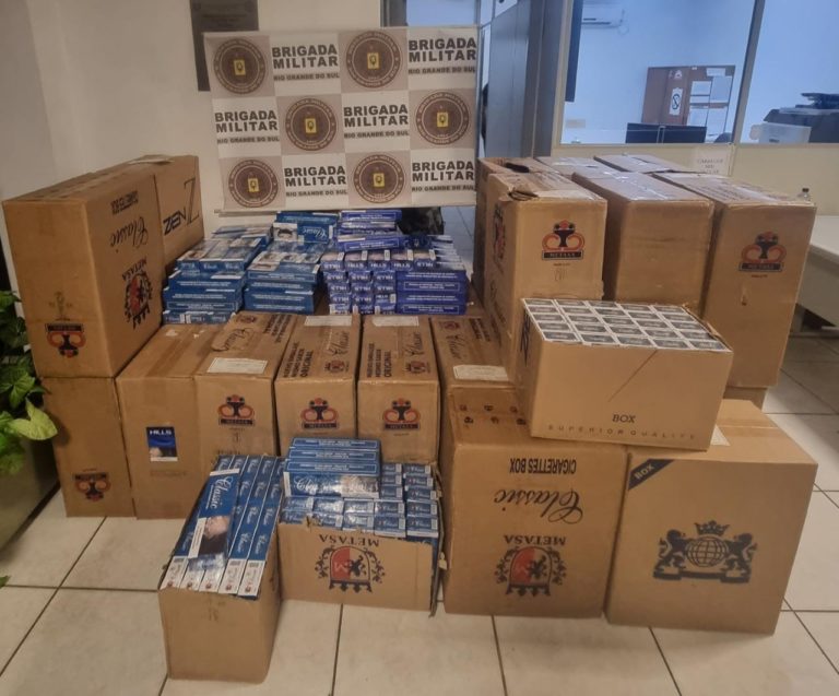 Brigada Militar e Policia Civil apreendem 15 mil carteiras de cigarros ilegais