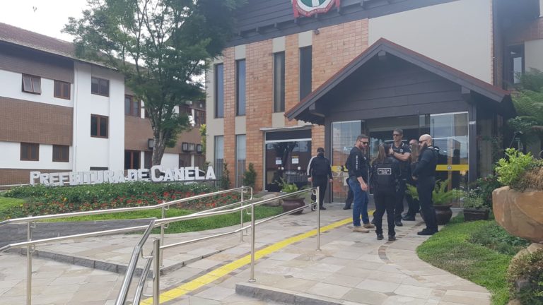 Prefeitura alega que abrirá processo administrativo interno