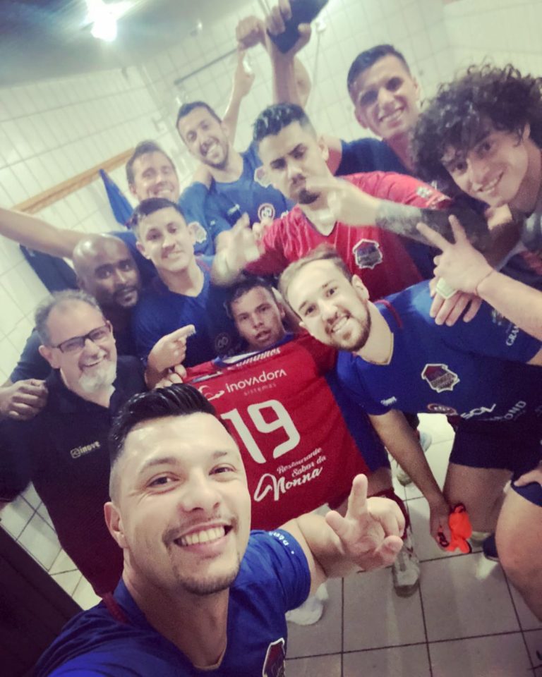 Os caras de um jogo de superação