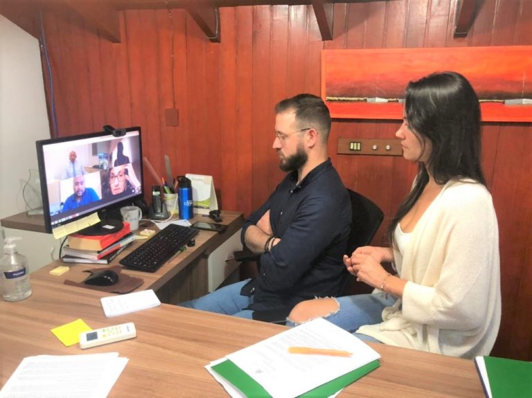 Crescente número de indígenas pedindo esmola e comercializando produtos no centro preocupa o Executivo