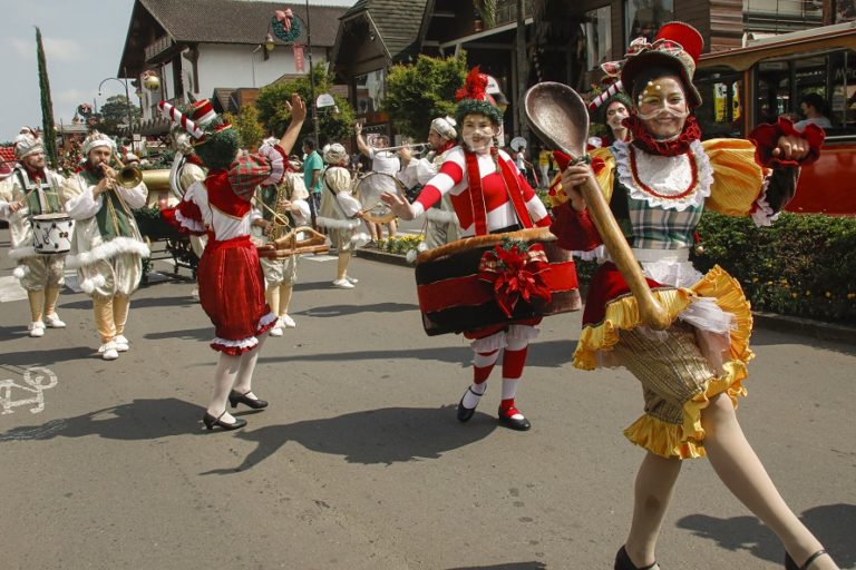 Gramadotur promove audições para escolha de artistas para espetáculos do Natal Luz