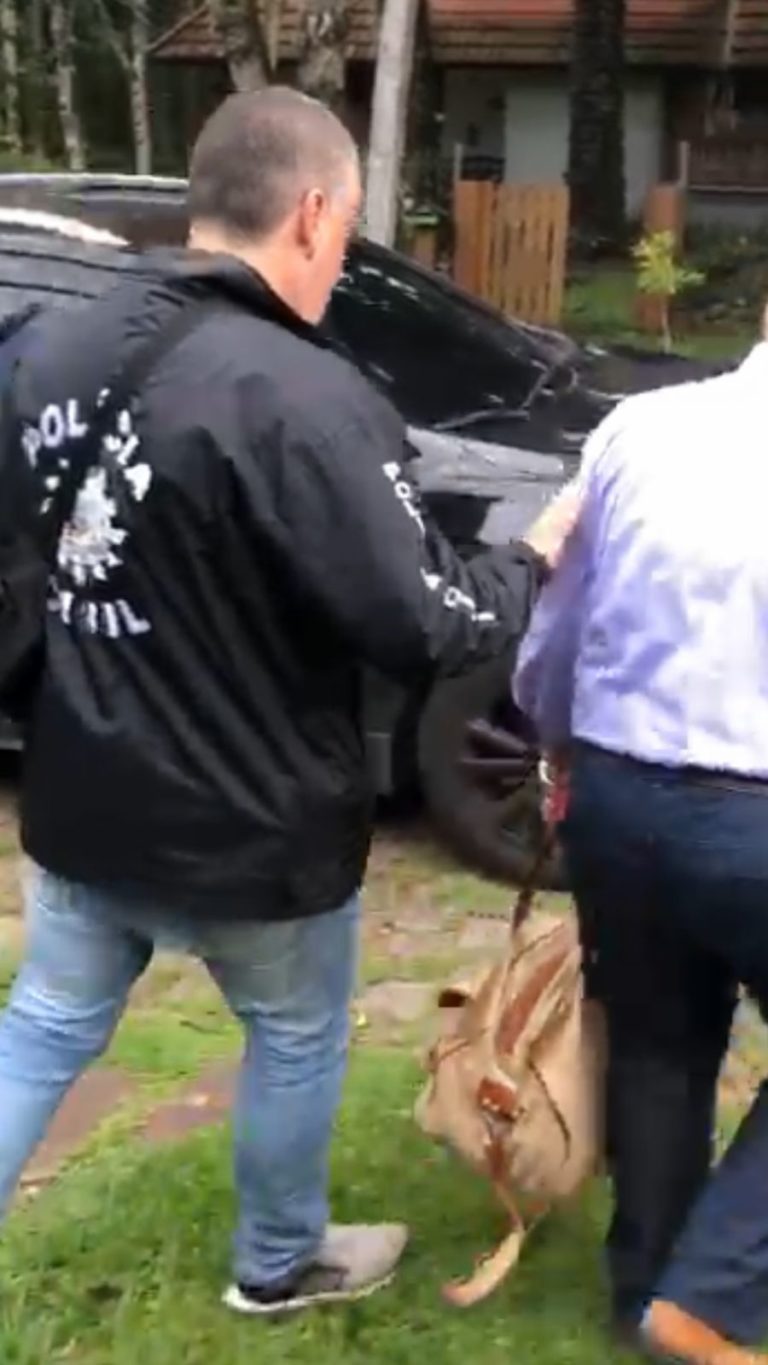 Médico é preso por violência doméstica em Canela