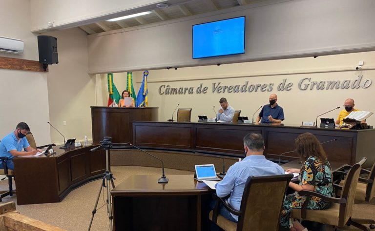 Em sessão extraordinária, Legislativo aprova primeiro Projeto de Lei de 2022