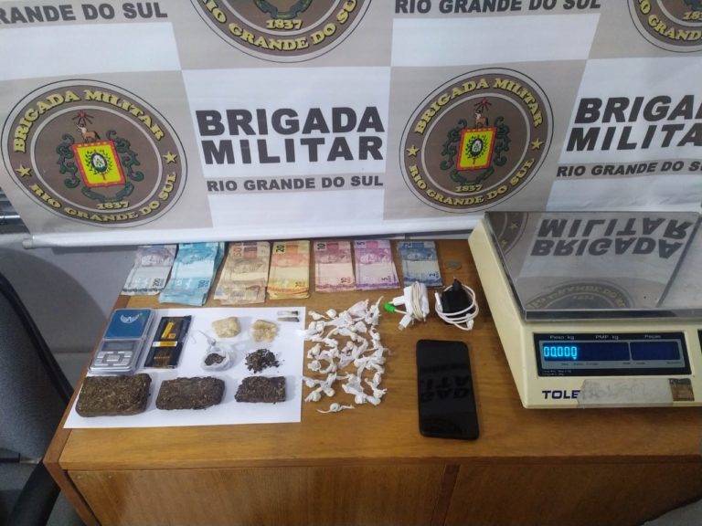 Traficante é preso com mais de 40 pedras de crack