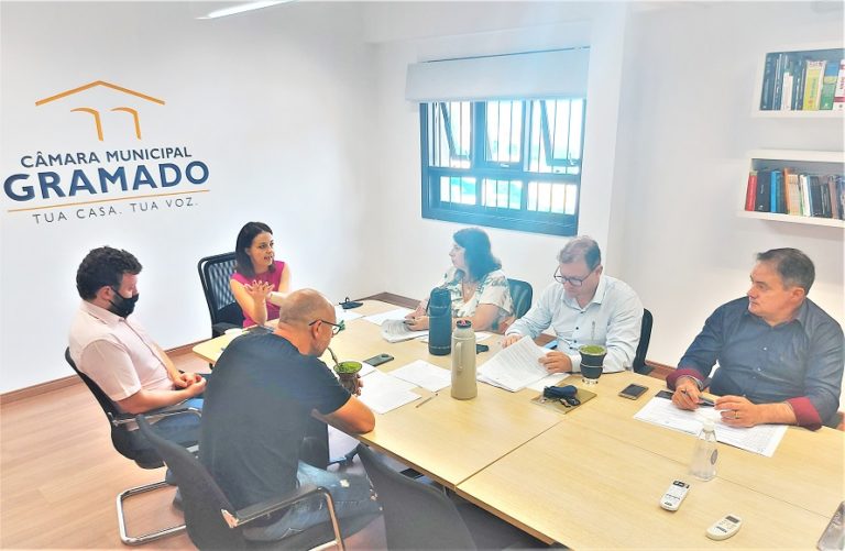 Projeto que garante presença de doula no hospital de Gramado está apto para votação