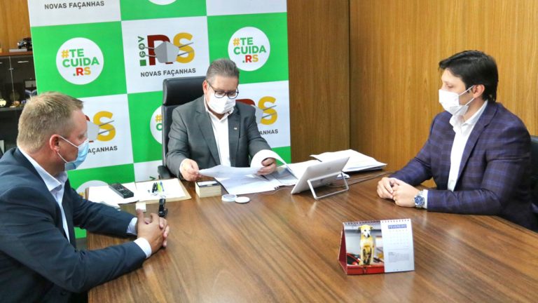 PSDB pede ao Estado caminhão para Bombeiros de Canela