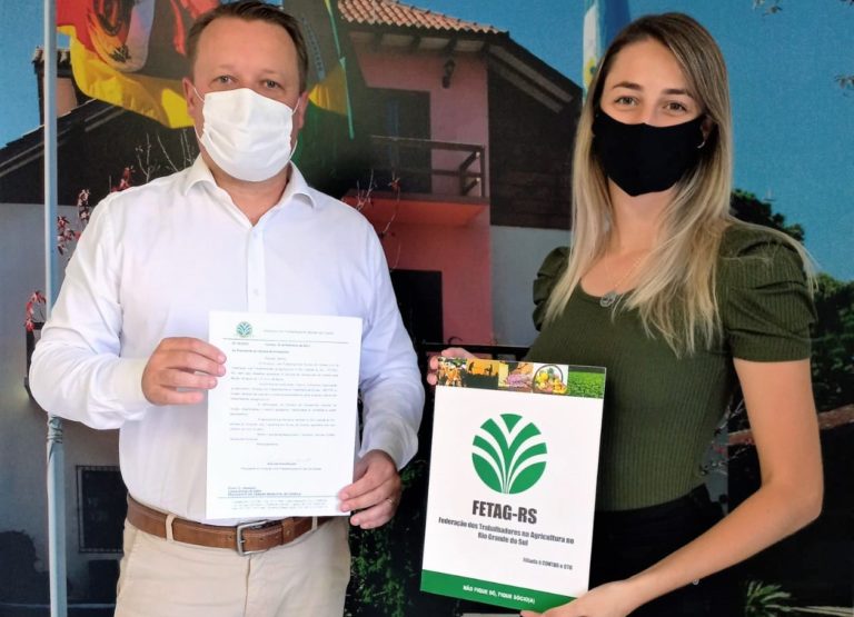 Presidente do Sindicato dos Trabalhadores Rurais visita Legislativo