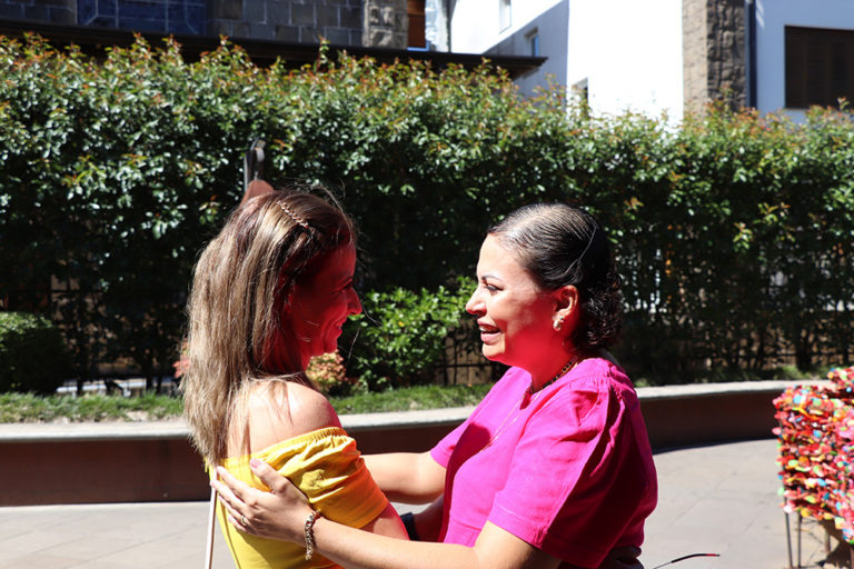 Lilian Alves conhece a pessoa que doou medula óssea para salvar sua vida