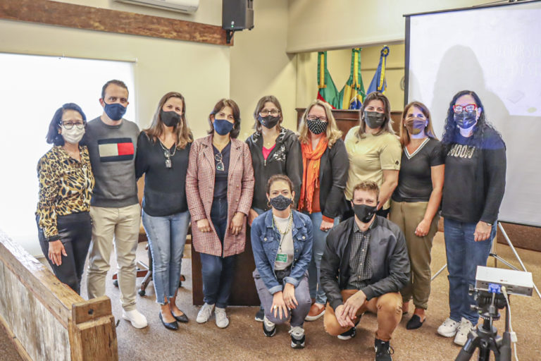 Diretores visitam Escola do Legislativo