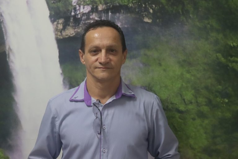 Pastor Paulo César assume como vereador