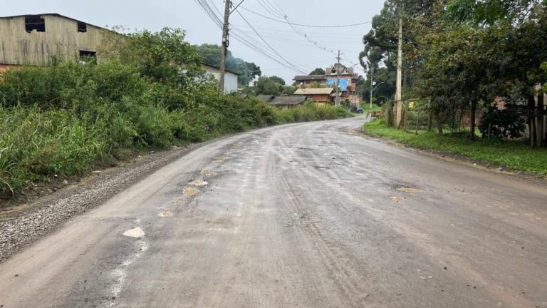 Adalberto Wortmann recebe pavimentação asfáltica