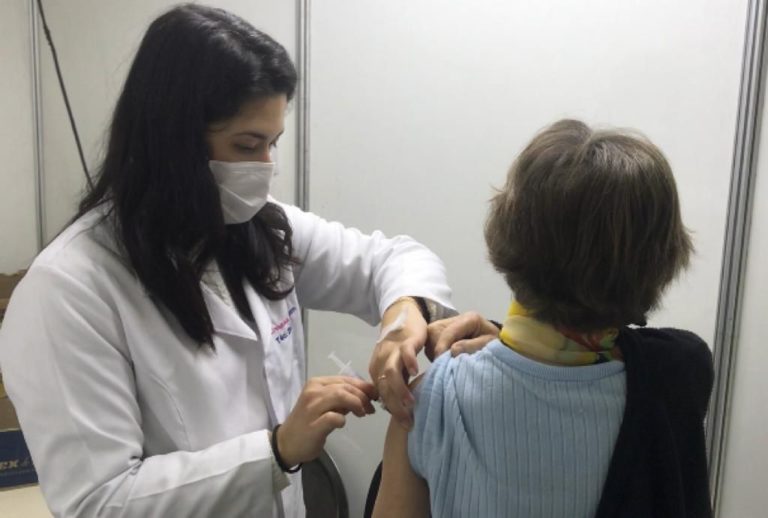 Saiba quando inicia a vacinação contra gripe e sarampo