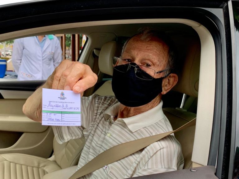 Gramadenses acima de 80 recebem 4ª dose Covid