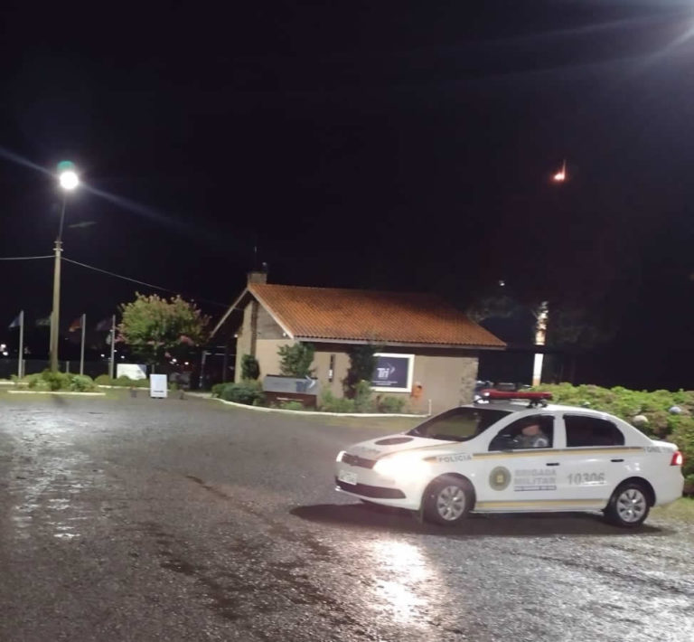 Casal é detido por furtar fios no aeroporto de Canela