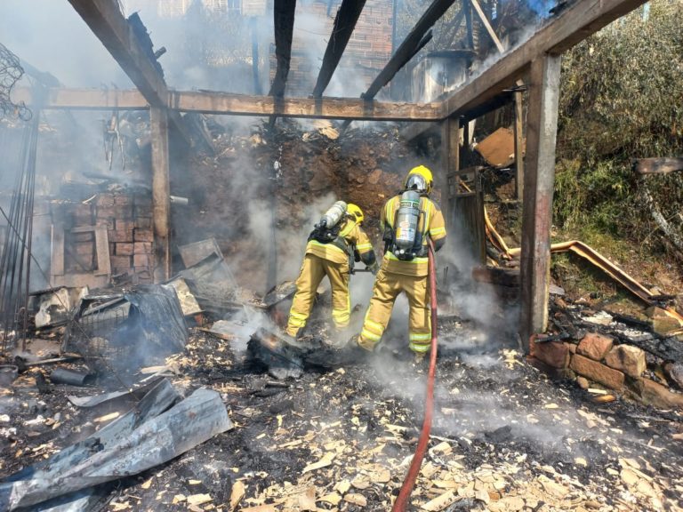 Incêndio na Vila Irma não deixou pessoas feridas
