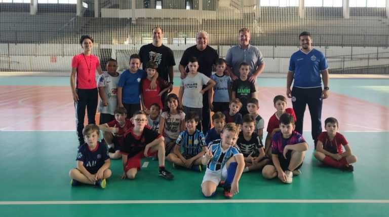 Abertas as inscrições para projeto de futsal destinado a crianças de 4 a 6 anos