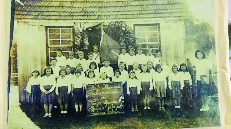 EMEI Padre Anchieta comemora 80 anos