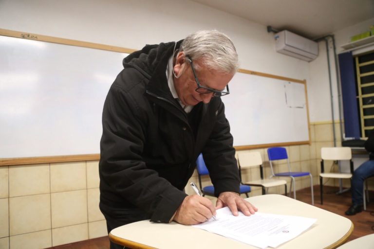 Ruas Ana Maria Fagundes e Claudino Behling serão pavimentadas