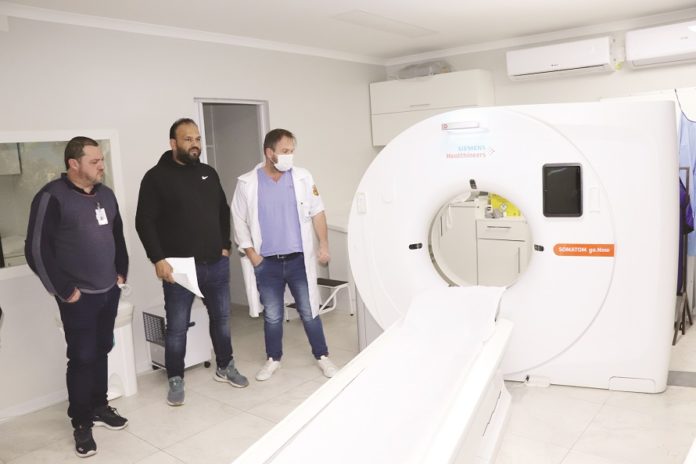 Secretário da Saúde, Leandro Gralha, fez um panorama sobre o trabalho na pasta e do Hospital de Caridade de Canela (HCC)