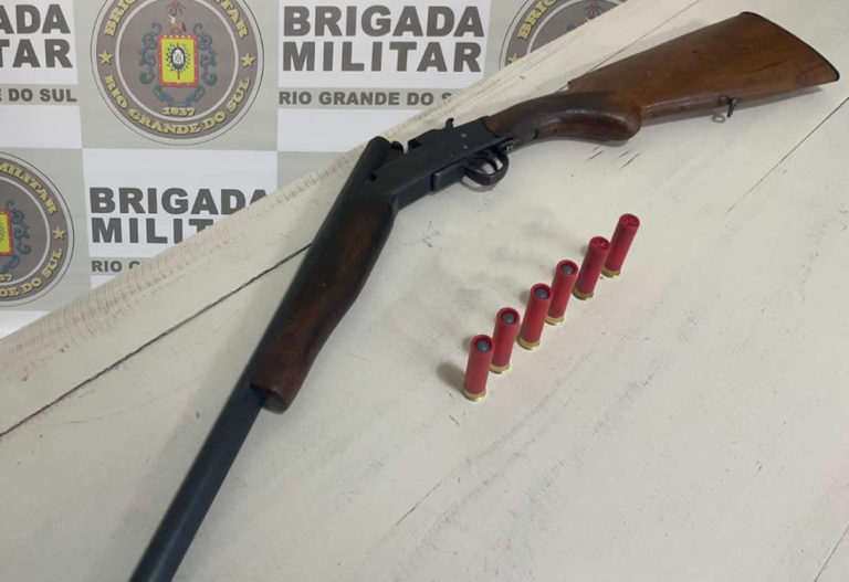 Homem é preso com espingarda furtada