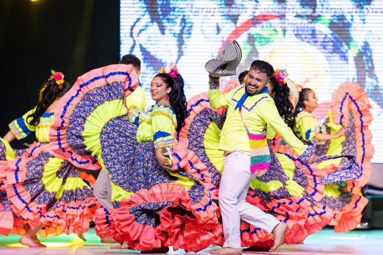Festival Internacional de Folclore mostrou força cultural