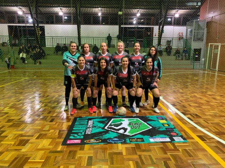 Futsal Feminino tem partida com 15 gols