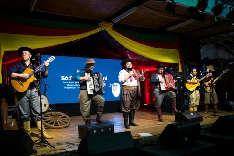 “Só São Chico tem!” leva grande prêmio no 29º do Ronco do Bugio