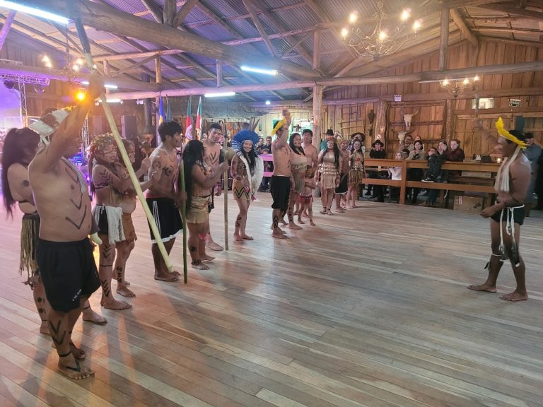 CTG Manotaço faz integração com etnias que colonizaram Gramado