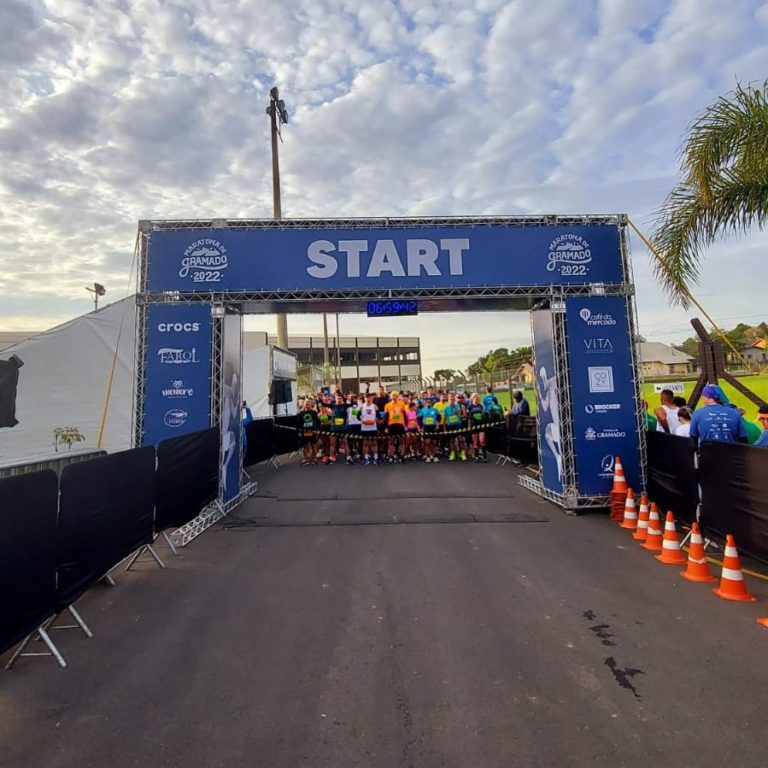Centenas de atletas correram pelas ruas do município