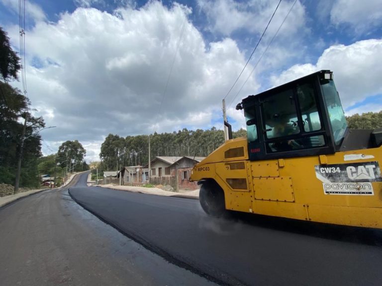 Finalizada a pavimentação asfáltica da rua Adalberto Wortmann